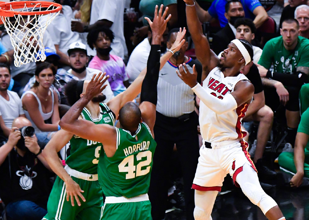 NBA总决赛倒计时；成都蓉城转会期遗憾出局；细节引发关注；赛场秩序良好；赛季目标并未改变的简单介绍