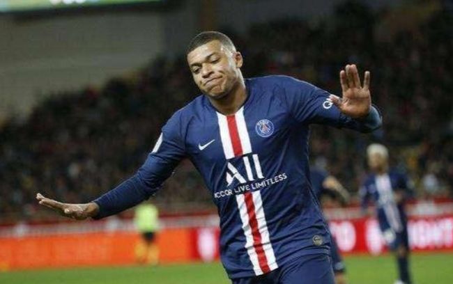 包含巴黎圣日耳曼内部会议纪要流出：今晚主帅复盘，西甲使命明确，数据趋势出现新变化的词条